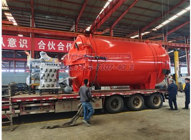 碳纖維復合材料熱壓罐發貨南京