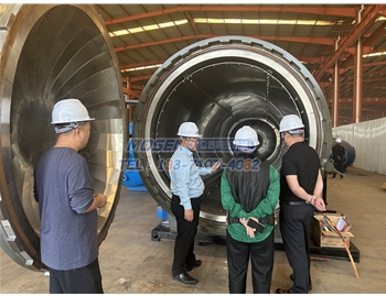 復(fù)合材料飛機尾翼、襟翼熱壓罐